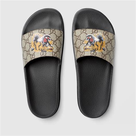 gucci men's gg supreme st tiger pool slide sandals|Gucci slide Gg Supreme 1084.